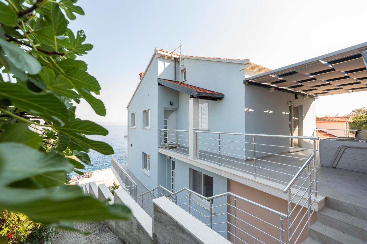 Vila Apartments Marina Blato  ภายนอก รูปภาพ