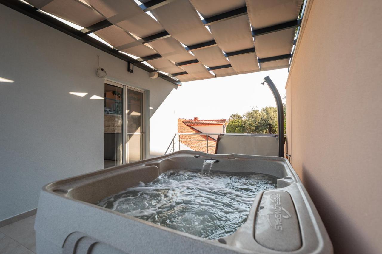 Vila Apartments Marina Blato  ภายนอก รูปภาพ