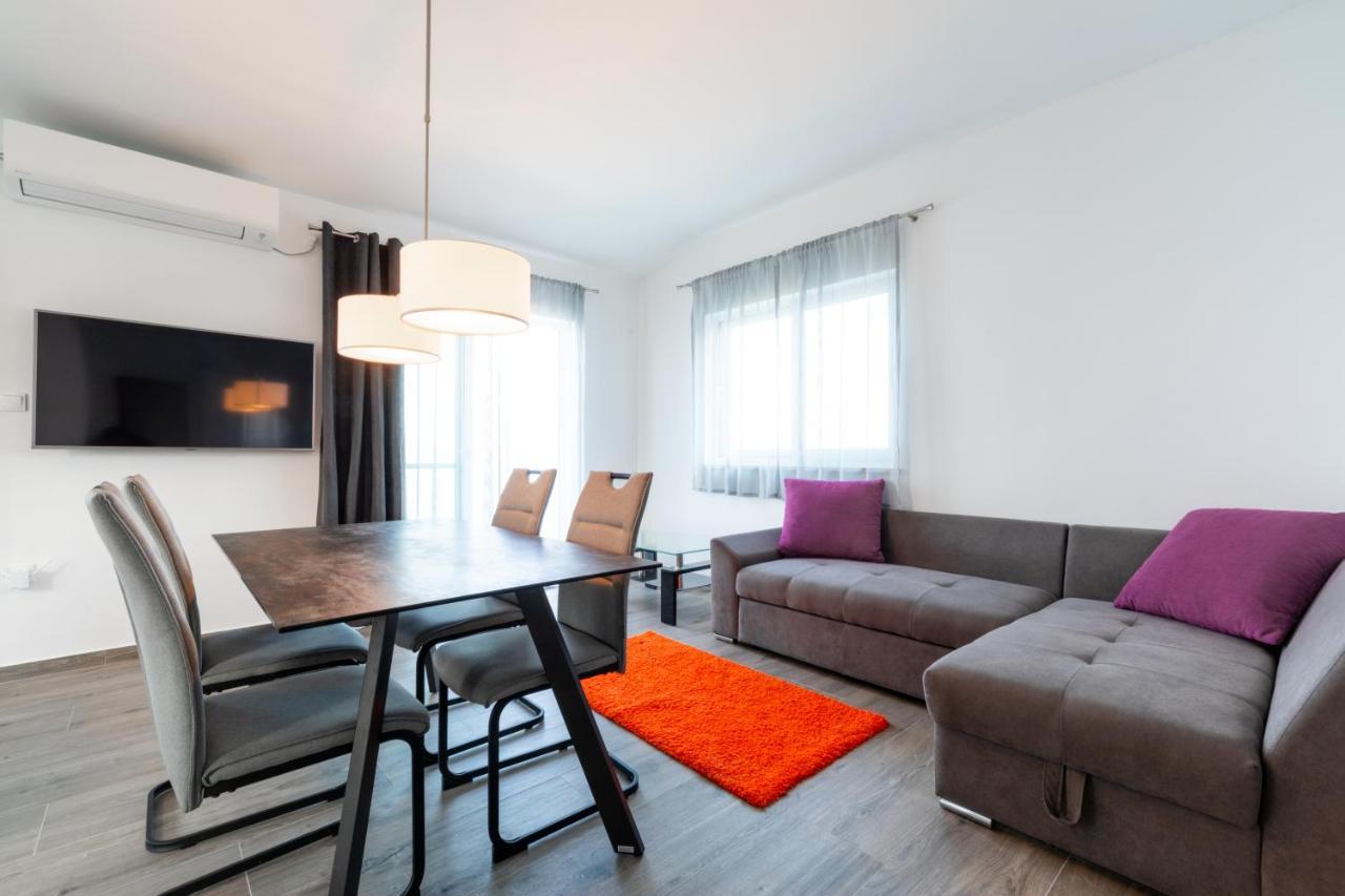Vila Apartments Marina Blato  ภายนอก รูปภาพ