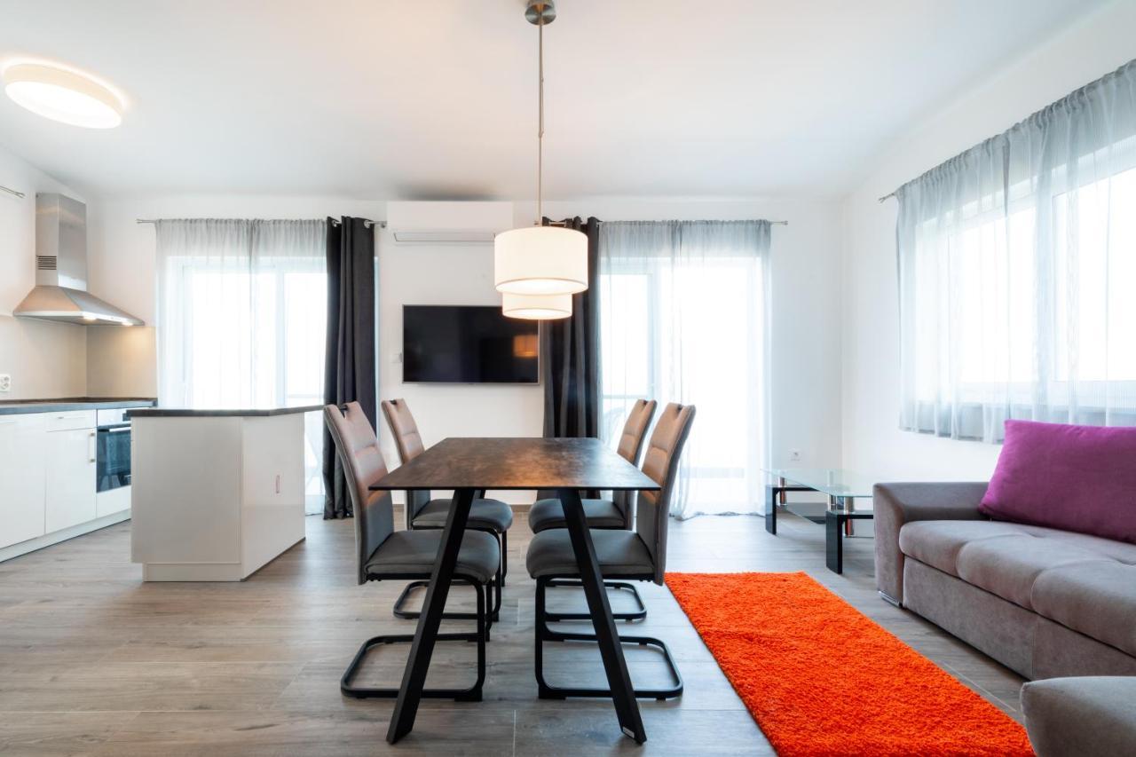 Vila Apartments Marina Blato  ภายนอก รูปภาพ